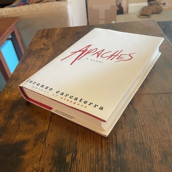 Apaches by Lorenzo Carcaterra Hardcover Novel - Picture 2 of 2